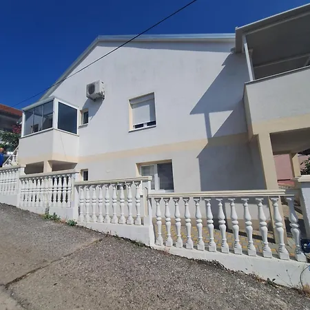 Apartman Most Apartment